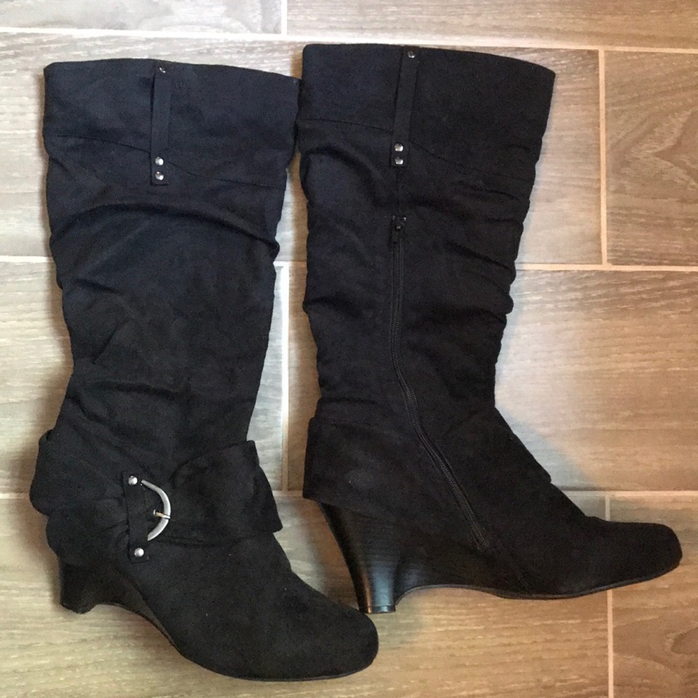 Black heeled boots size 11
